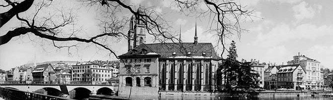 The old town of Zurich with the ‘Water Church’ (straight to start page)